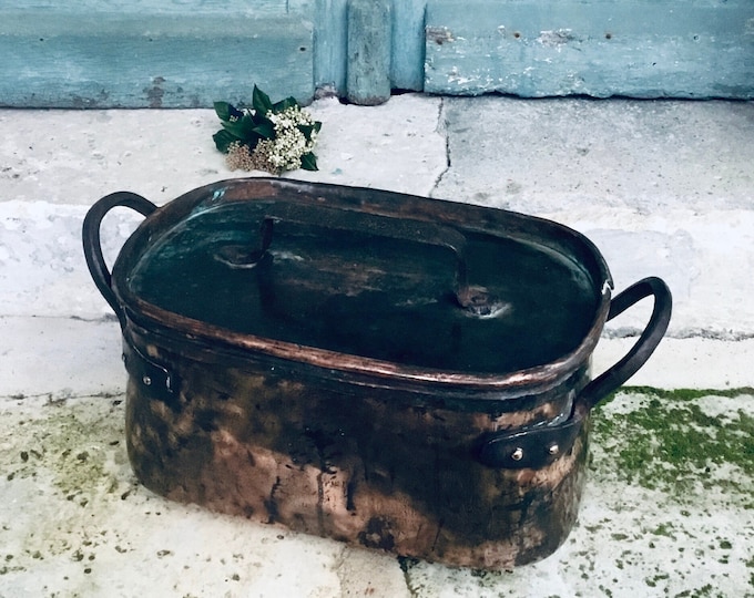 Huge French copper daubiere casserole antique early 18th Century pan - casserole - pot - of epic proportions and quality