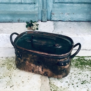Huge French copper daubiere casserole antique early 18th Century pan - casserole - pot - of epic proportions and quality