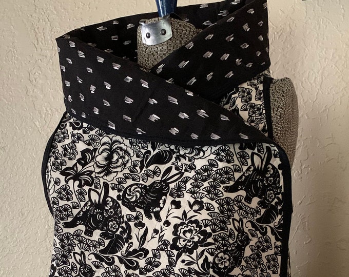 Reversible Vest in Black and White