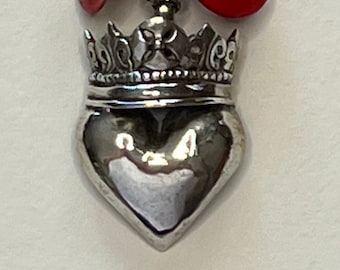 Heart and Crown with Pearl and Roses Necklace