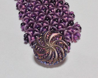 Choice of Light or Deep Purple Cuff