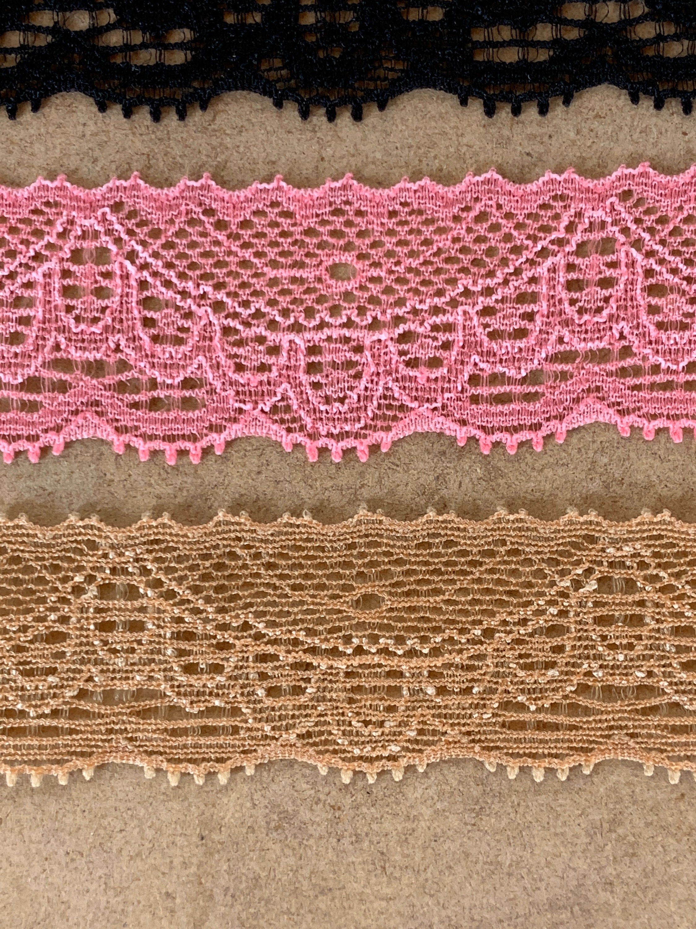 1 scallop stretch lace trim for beautiful finishes Etsy