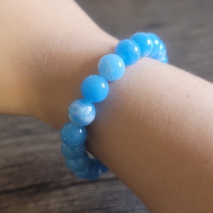 Handmade Bracelet - Shoushan Stone - Blue Crystal - 8 MM Beads - Women&#39;s 6 Inch Circumference Stretch Bracelet -