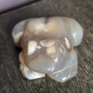 Flower Agate Frog - Crystal Frog - Frog Crystal - Frog Crystals - Flower Agate - Crystal Frog Figurine - Crystal Frog Figurines image 6