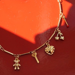 Personalisierte Anhänger Halskette - Individueller Schmuck in Gold, Silber oder Roségold | 30+ Ketten & 100+ Anhänger | Brautjungfer Geschenk für sie