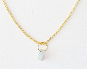 HONEYCAT Wishing Crystal Necklace | Minimalist, Delicate Jewelry | Gold, Rose Gold, or Silver