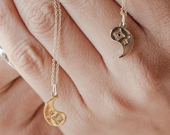 BFF Beste Freundin Yin zu meinem Yang Halsketten Duo 2er Set, Geschenk für die Beste, Zierlicher Schmuck in Gold, Roségold oder Silber von HONEYCAT