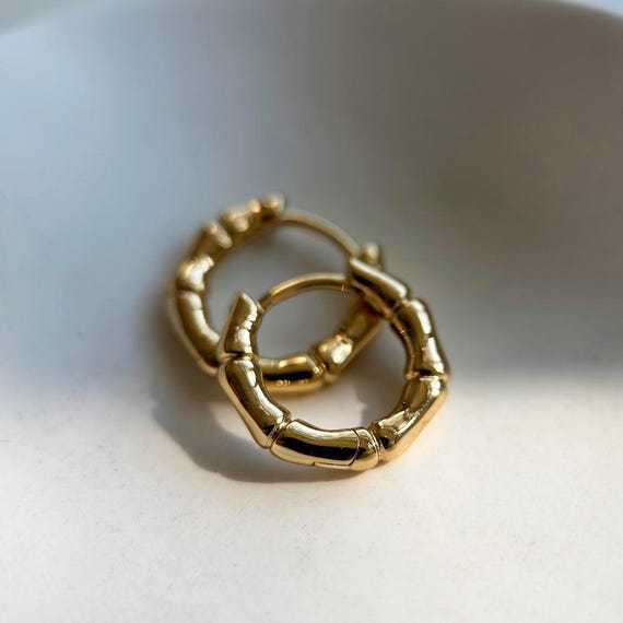Mini Bamboo Hoops (1/2") in Gold, Silver | Honeycat