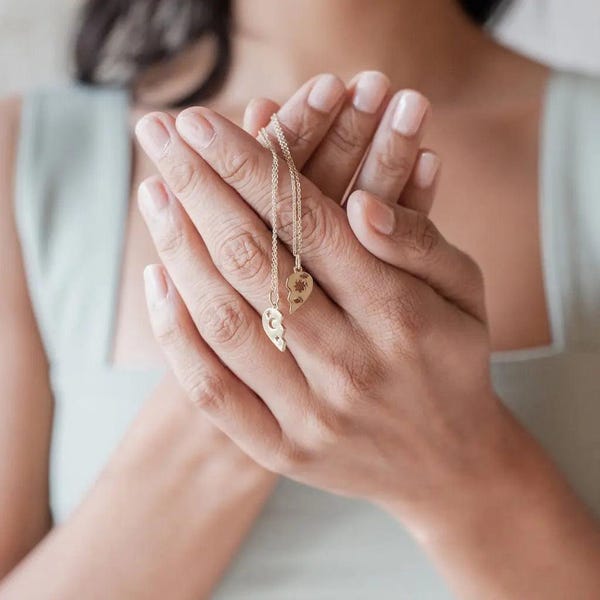 Conjunto de collares y corazones BFF Duo