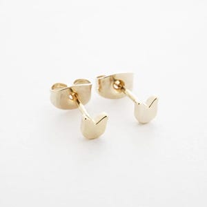 Mini orecchini a forma di gatto in oro, argento e oro rosa / Delicati gioielli minimalisti da regalo per tutti i giorni / Honeycat