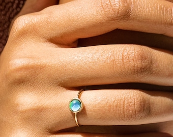 Mini Mood Ring in Gold, Silver, Rose Gold | Size 3, 4, 5, 6, 7, 8, 9, 10, 11, 12 | Dainty Gift Cute Jewelry | Honeycat