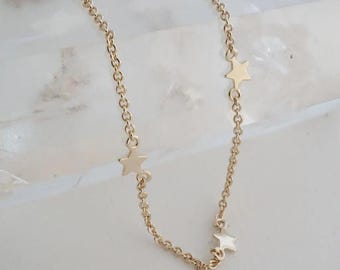 Pulsera con dijes de estrellas de confeti en oro, plata y oro rosa / Joyería delicada y minimalista para el día a día / Honeycat