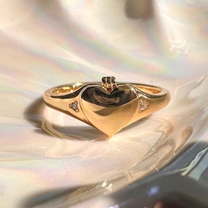 Heart Photo Locket Ring in Gold, Silver, Rose Gold | Dainty Minimalist Everyday Gift Jewelry | Honeycat