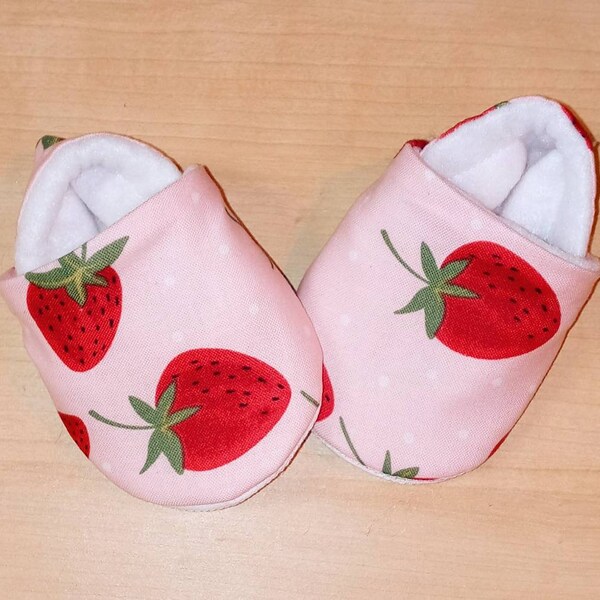 Strawberry theme Baby Booties. Size newborn to US 6. Handmade.