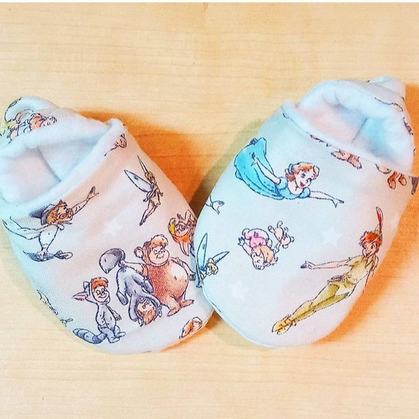 Peter pan inspired Baby Booties. Size newborn to US 6. Handmade.