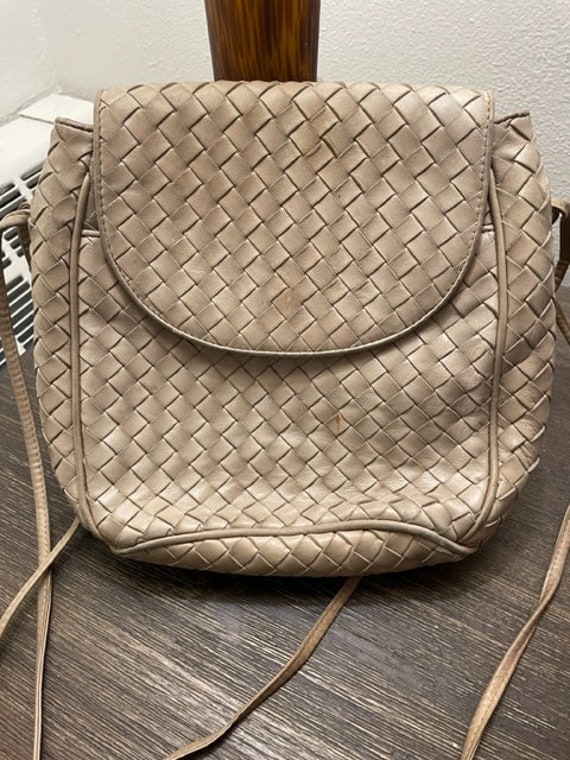 Vintage BOTTEGA VENETA Cream colored weaved leathe