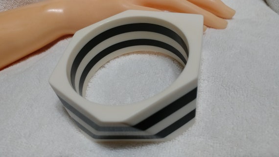 Vintage Geometric Black and White Striped, Lucite… - image 3