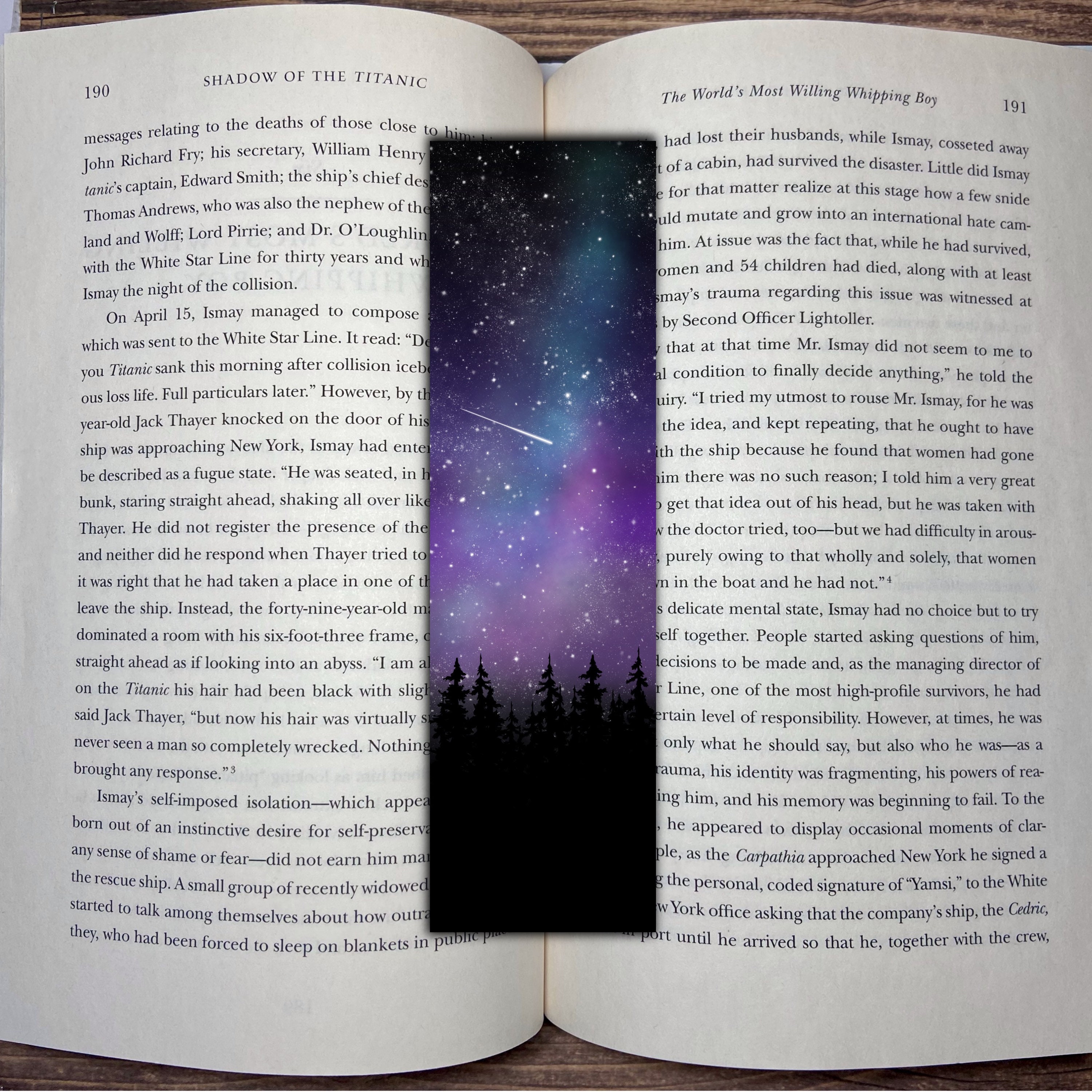 Northern lights night sky bookmark