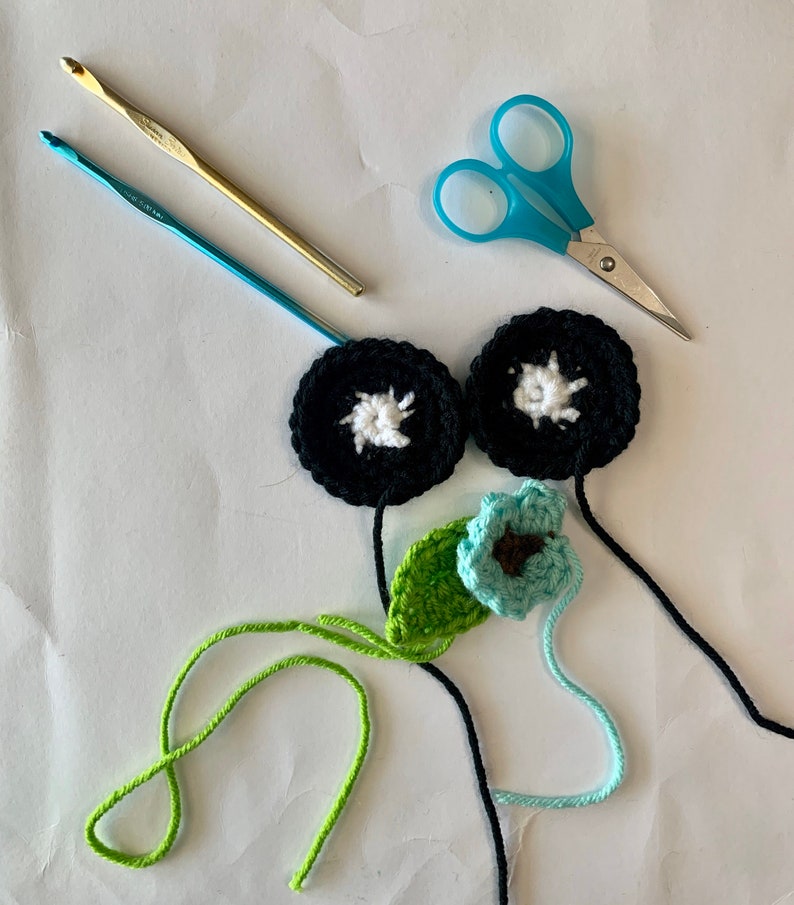 Crochet Flower Truck Pillow PATTERN