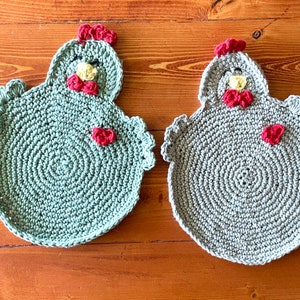 Crochet Chicken Potholder: 100% Cotton Kitchen Trivet