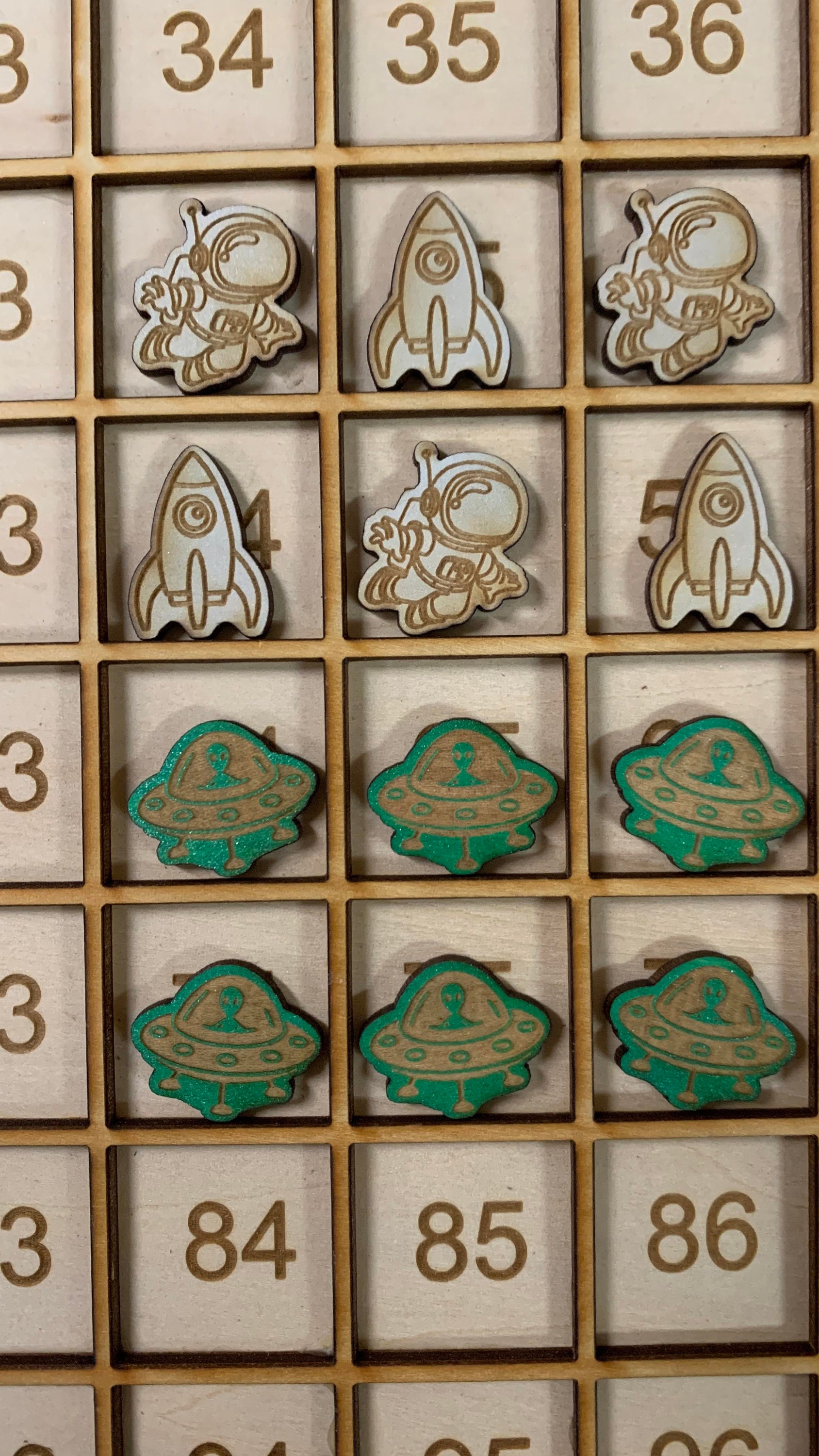 100 Alien in Spaceship, Astronaut or Rocket Ship Counters Loose Parts ...