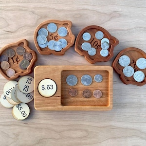 Money sorting activity, wooden sand tray, math board, cherry wood pigs, piggy bank, wooden piggy bank, montessori money