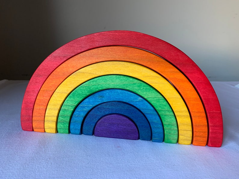 Apilador arco iris, apilador de rompecabezas arco iris, juguete de madera, inspirado en Waldorf, juguete montessori, 2,25 de espesor y 10 de largo, Montessori imagen 5