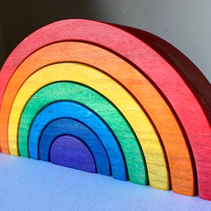 Apilador arco iris, apilador de rompecabezas arco iris, juguete de madera, inspirado en Waldorf, juguete montessori, 2,25 de espesor y 10 de largo, Montessori imagen 4