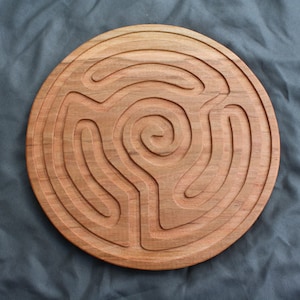 Wooden labyrinth, finger labyrinth, wooden game, labyrinth, meditation assistant, wood labyrinth, wooden finger labyrinth, calming, relax