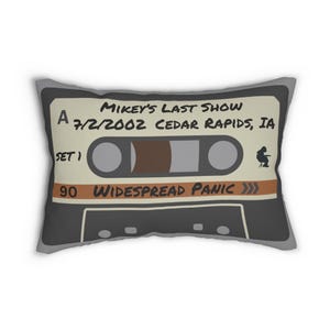 Mikey's Last Show 7/2/02 Cuscino lombare a cassetta 20x14, panico diffuso, #wsmfp - Spedizione gratuita