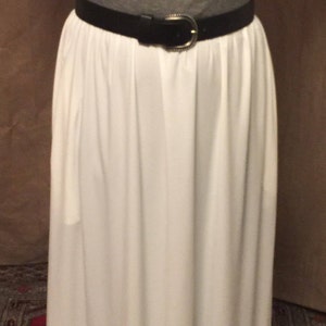 White maxi skirt/ winter white maxi skirt/ women's white skirt/ modest clothing/ loose skirt/ full skirt image 1