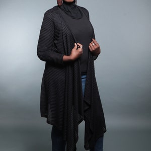 Miriam-Black Open Front Cardigan | Lightweight Drape Cardigan | Casual Layering Piece | Women's Outerwear | Comfortable Everyday Fashion afbeelding 7