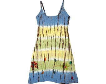 Abito midi in cotone tie-dye con ricami floreali tagliati a mano e spalline sottili regolabili