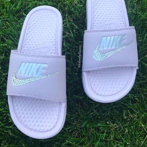 nike benassi sliders pink