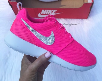 hot pink nike sneakers
