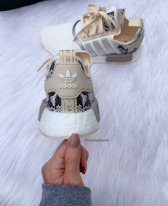 adidas nmd r2 serpente