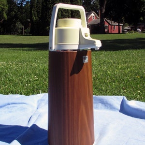 Airpot Carafe Hot or Cold Thermos Diamond DIA Pump Air Pot Vintage Japan 1970s Retro Wood Grain