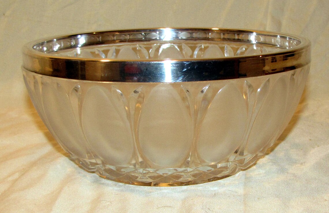 Vintage Serving Bowl Crystal Silver Plate Trim Oneida 1960s Etsy