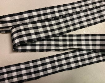 ヴィンテージの白と黒の格子縞のリボン、わずかにリブ編み、コットン/レーヨン、幅1インチ、価格は1ヤードあたり