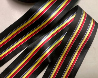ruban à rayures vintage avec finition satinée, rouge, jaune, noir, rayure bleue, 2 pouces de large, suisse, le prix est par verge