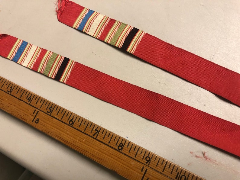 Vintage Faille Neck Stole with Striped edge White Stripe Red with White Green Black 31 inches long x 1 18 inches wide Blue