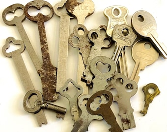 18 llaves vintage con efecto grunge, adornos metálicos para revistas basura y técnicas mixtas, hallazgos vintage, estilo steampunk, llaves desgastadas