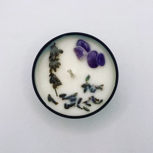 Amethyst Chip Infused Lavender Spa Aromatherapy Candle 12cl