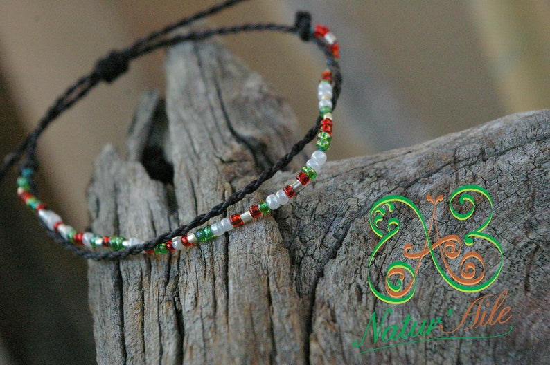 Alix Thin bracelet with black macrame threads, adjustable and small green, red and white beads, Boho style image 5