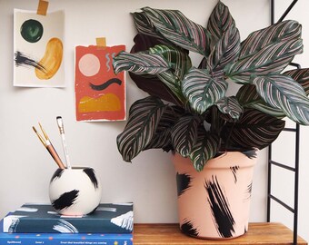 Large Brush Strokes Plant Pot