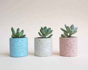 Mini Speckled Jesmonite Pot / Tealight holder