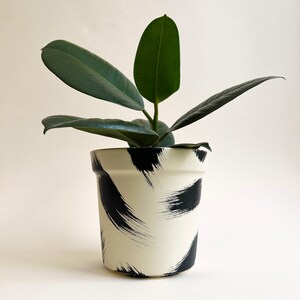 Large Brush Strokes Plant Pot image 10