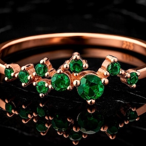 Emerald Green CZ Cluster Ring in Rose Gold Sterling Silver – Minimalist Stacking Ring — Dainty Emerald Green CZ Cluster Ring