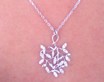 Diamond Necklace / Gold Necklace / Dainty Leaf Necklace / 14K Solid Gold & Gcolor VS Diamond Handmade Leaf Necklace