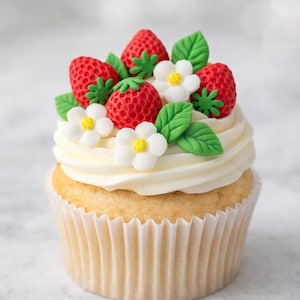 Set of 36 x Edible Sugar Strawberries, Flowers and Leaves Cake Cupcake topper